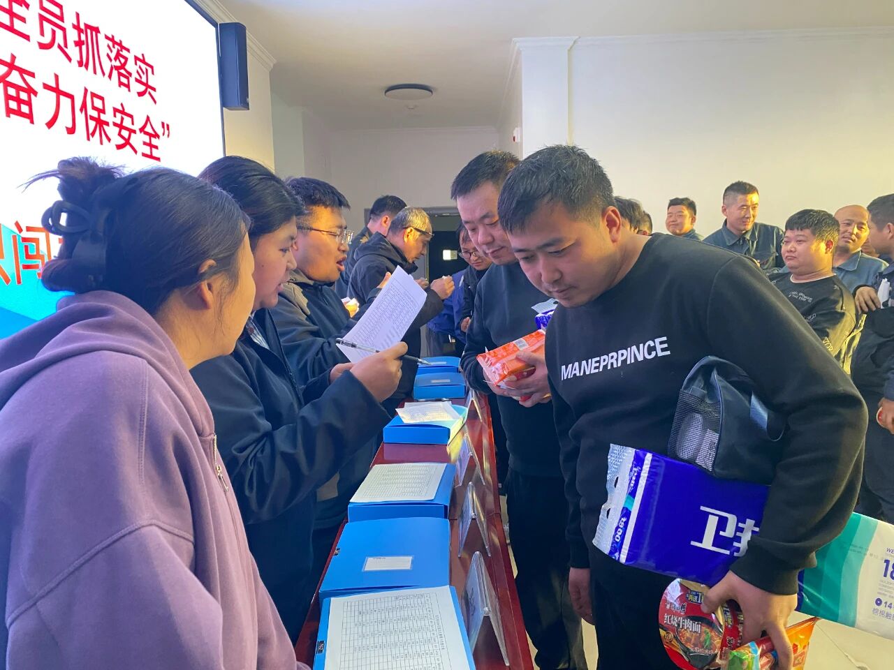 1763972342613938.jpeg 2.jpg