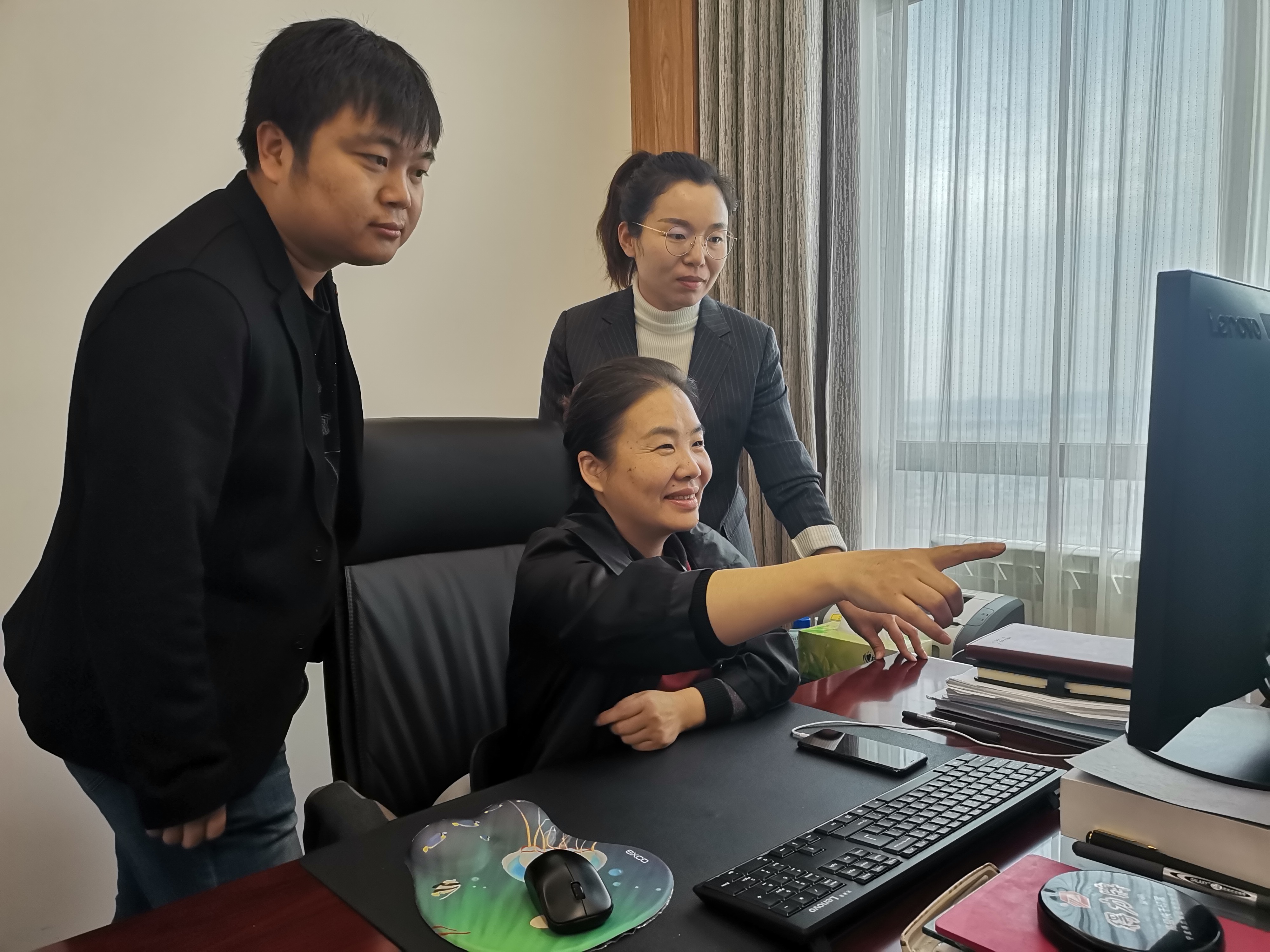 1605834470452956.jpeg 钻研工作.jpg