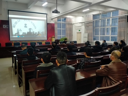 1614989274723046.jpeg 听授课 - 副本.jpg