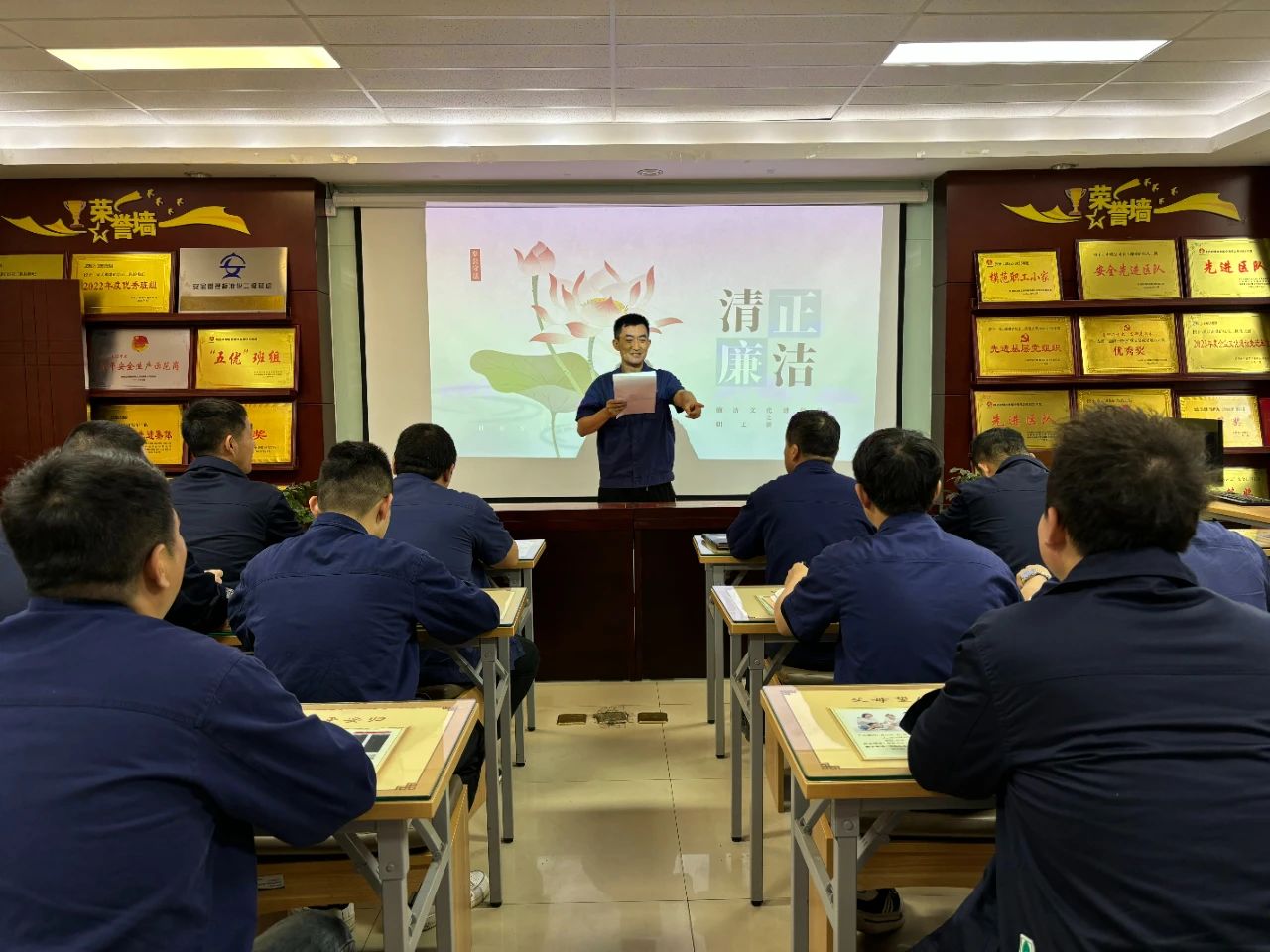 1727056770457471.jpeg 1.jpg