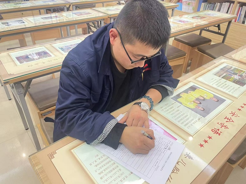 1730336313433039.jpeg 图二填写当班工作查核表.jpg