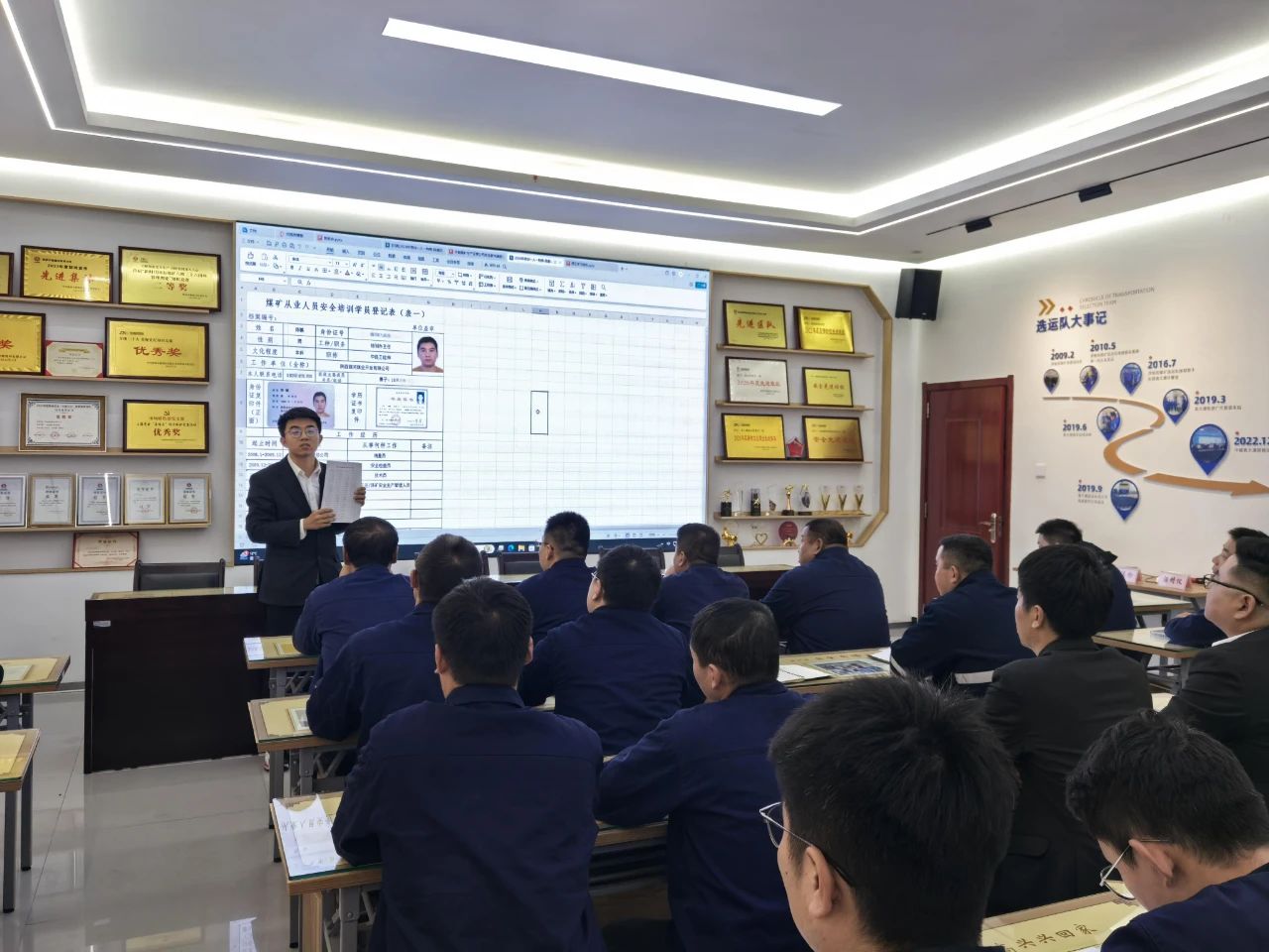 1731629300884242.jpeg 2.jpg