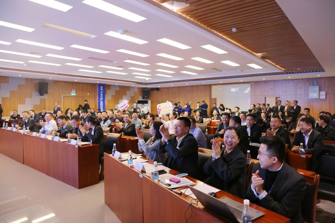 1732493915452927.jpeg 4.jpg