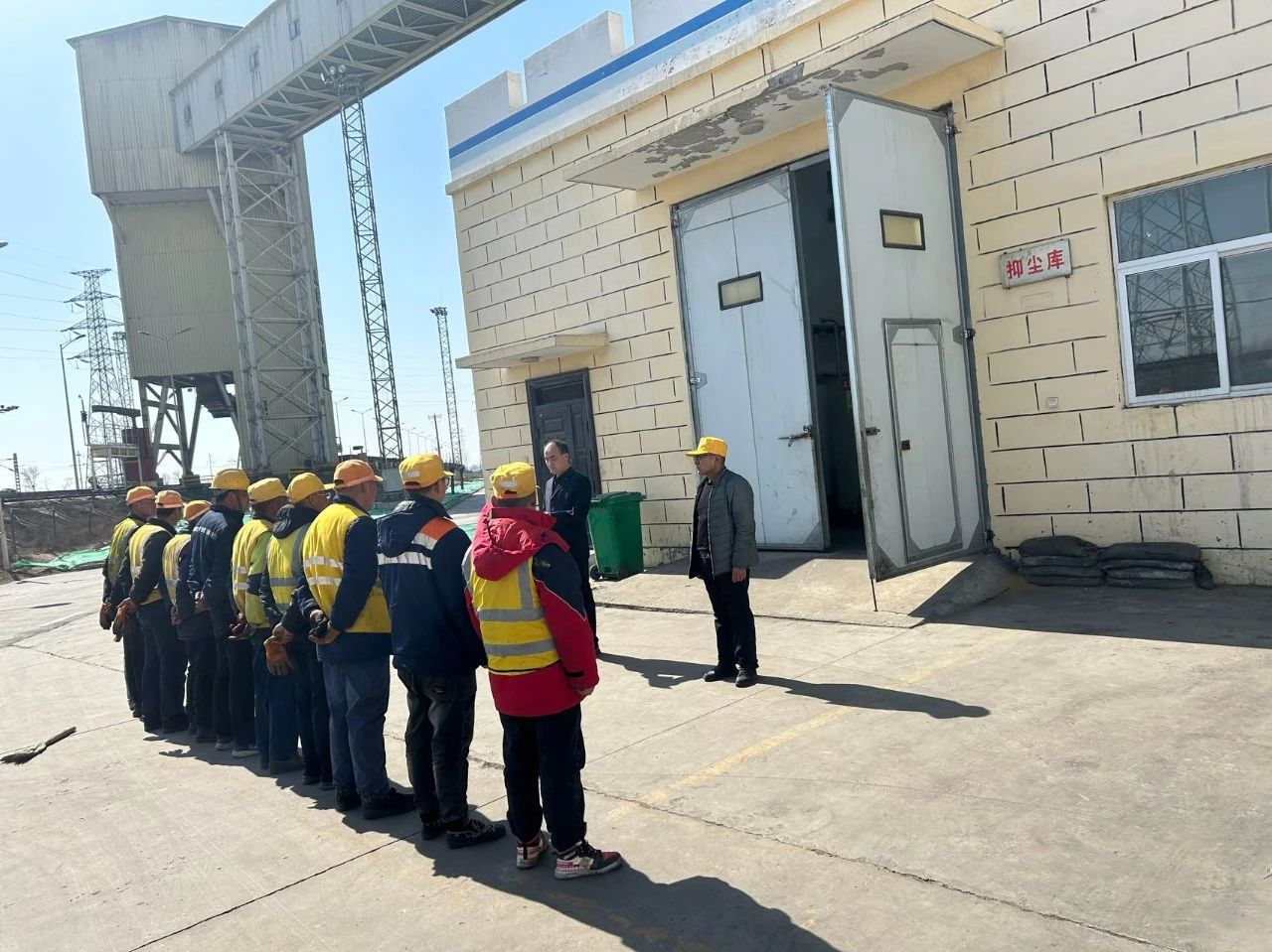 1735543564757392.jpeg 2.jpg