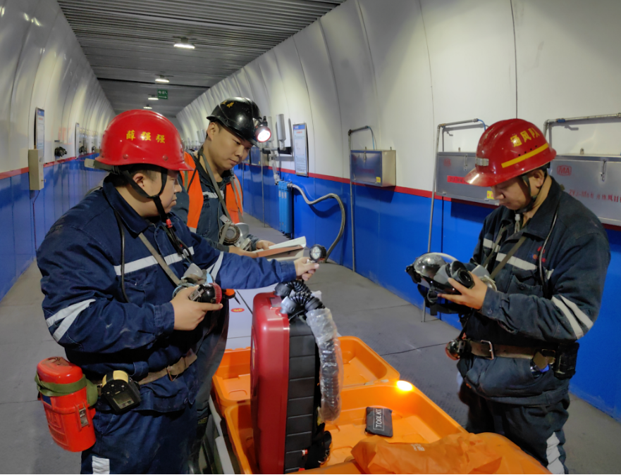 1740705611191896.png 照片4.png