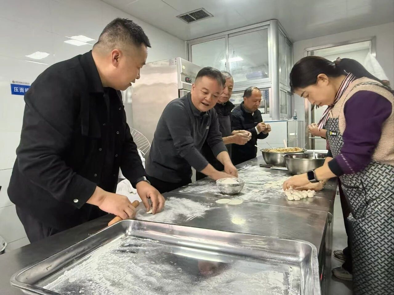 1766371662310236.jpeg 1.jpg